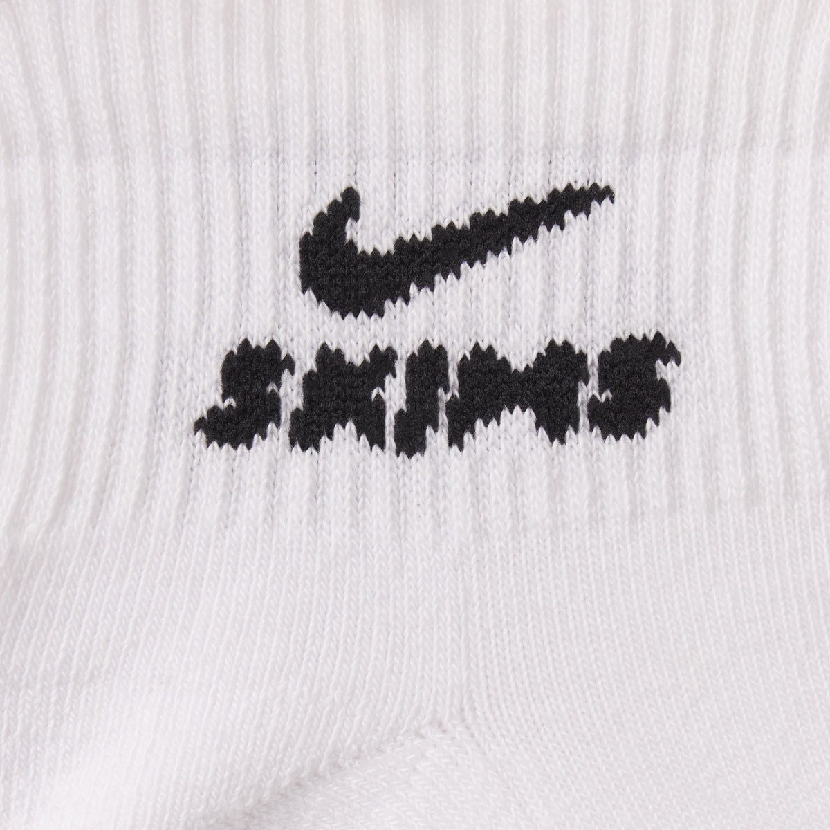 NikeSKIMS ACCESSORIES DRI-FIT™ QUARTER CREW SOCK 3-PACK | SNOW