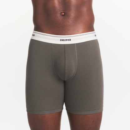 SKIMS COTTON RIB MENS 5" BOXER BRIEF | JUNGLE