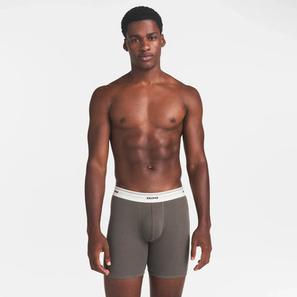 SKIMS COTTON RIB MENS 5" BOXER BRIEF | JUNGLE