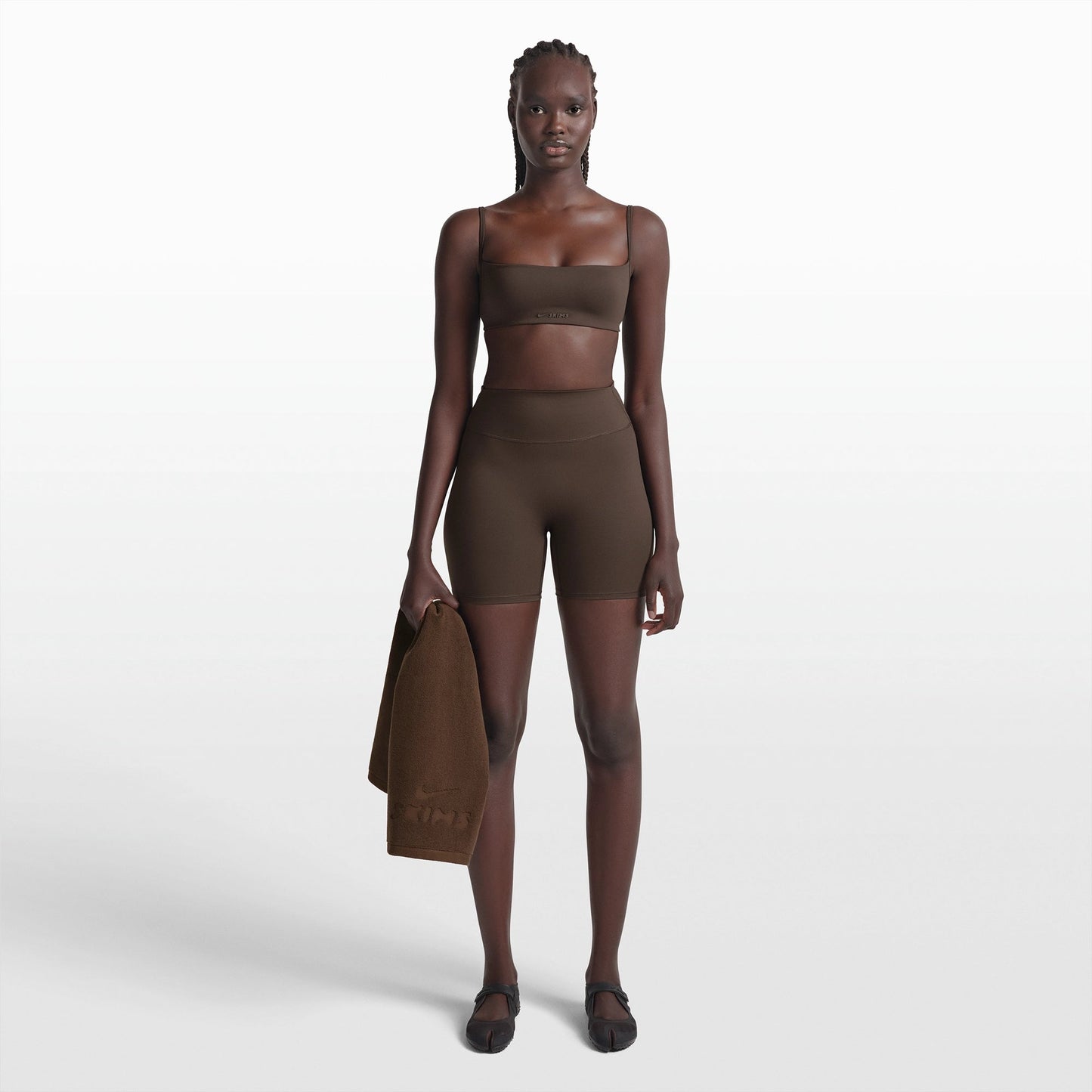 NikeSKIMS ACCESSORIES SMALL TOWEL | DARK SEPIA