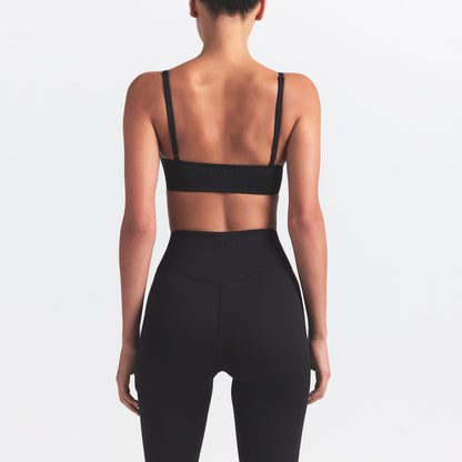 NikeSKIMS MATTE KNEE GRIP 26" LEGGING | OBSIDIAN