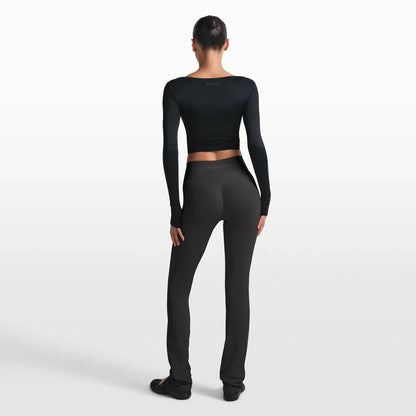 NikeSKIMS RIBBED SEAMLESS 34" STRAIGHT LEGGING | OBSIDIAN