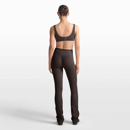 NikeSKIMS RIBBED SEAMLESS 34" STRAIGHT LEGGING | PHOENIX