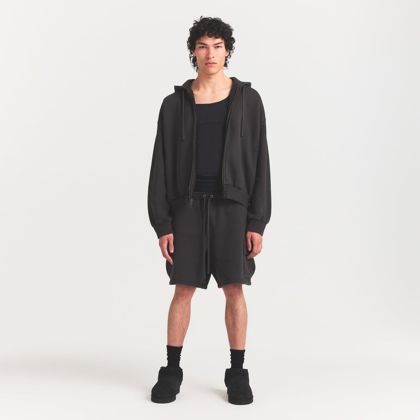 HEAVYWEIGHT FLEECE MENS CARGO SHORT | WASHED ONYX