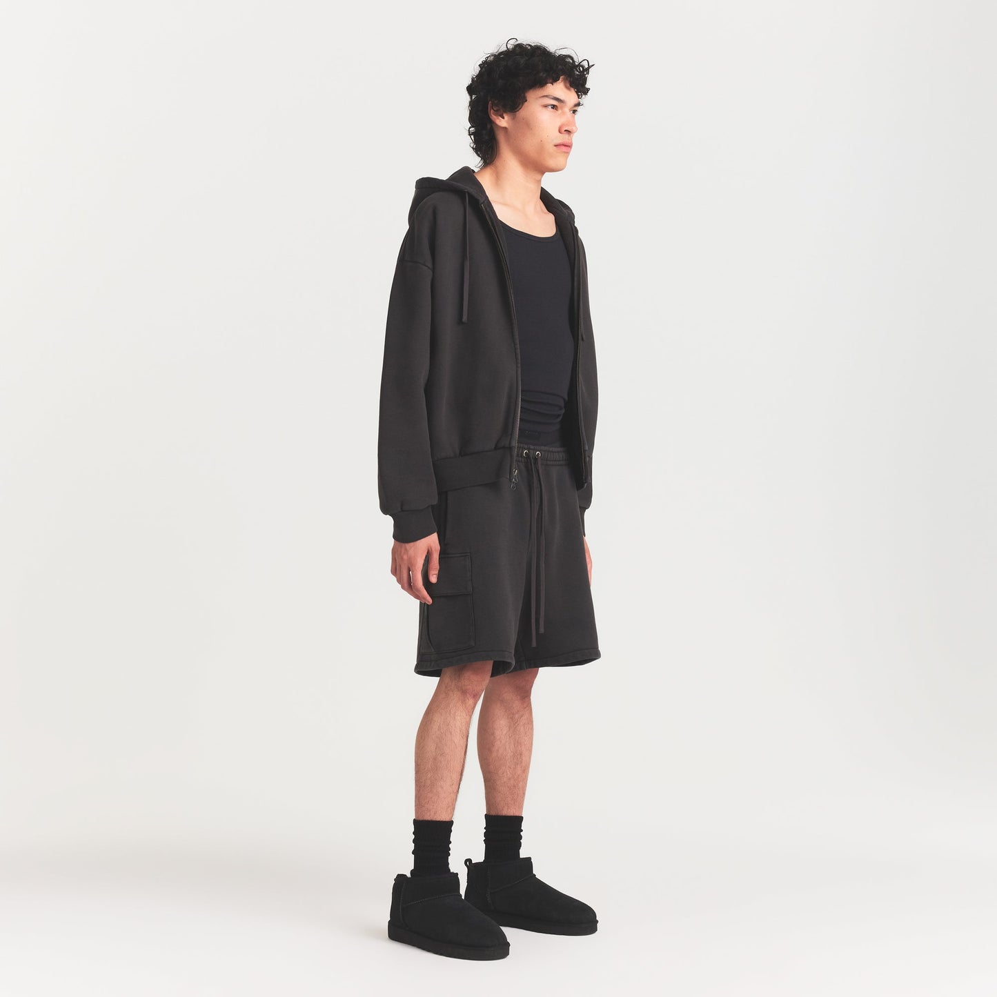 HEAVYWEIGHT FLEECE MENS CARGO SHORT | WASHED ONYX