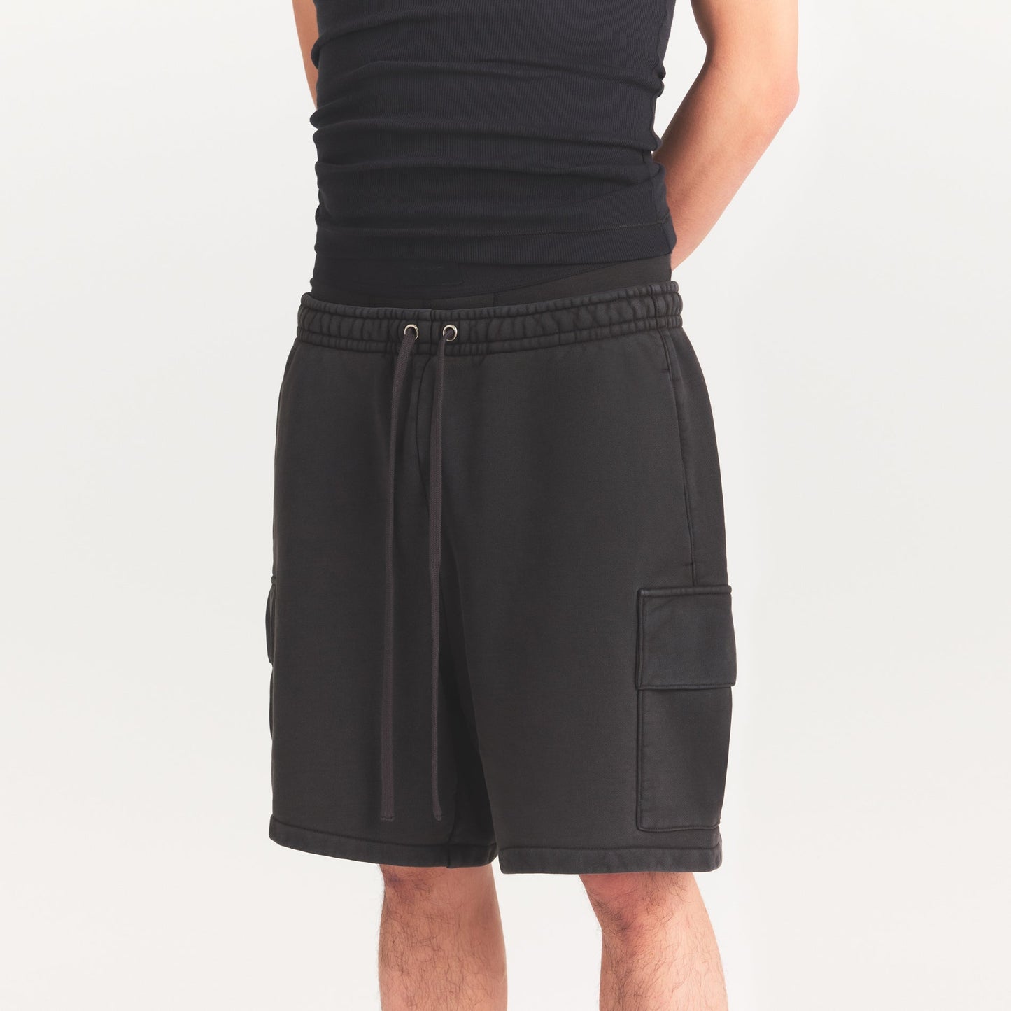 HEAVYWEIGHT FLEECE MENS CARGO SHORT | WASHED ONYX
