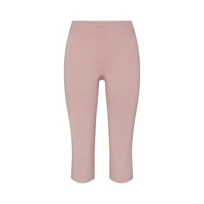 NikeSKIMS MATTE 17" V-LINE CAPRI LEGGING | HIMALAYAN