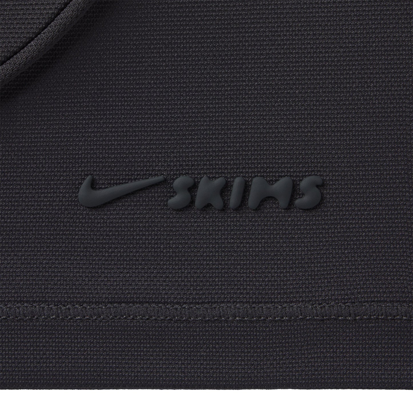 NikeSKIMS AIRY RELAXED SHORT | OBSIDIAN