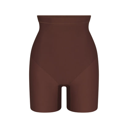 SKIMS BODY CORE SCULPT MID RISE SHORT | COCOA
