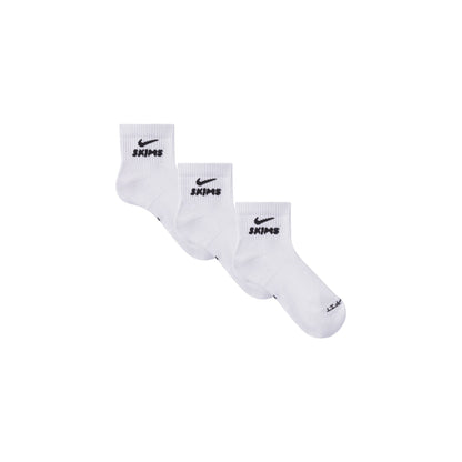 NikeSKIMS ACCESSORIES DRI-FIT™ QUARTER CREW SOCK 3-PACK | SNOW