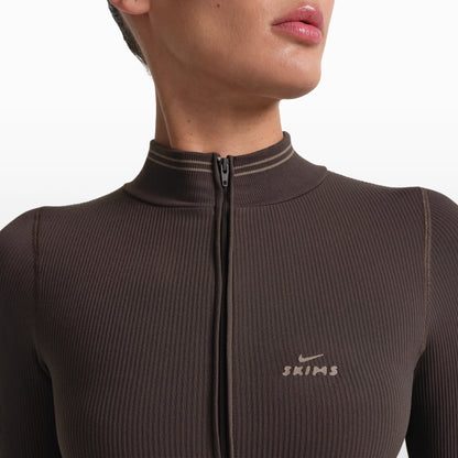 NikeSKIMS RIBBED SEAMLESS ZIP UP CROP JACKET | PHOENIX