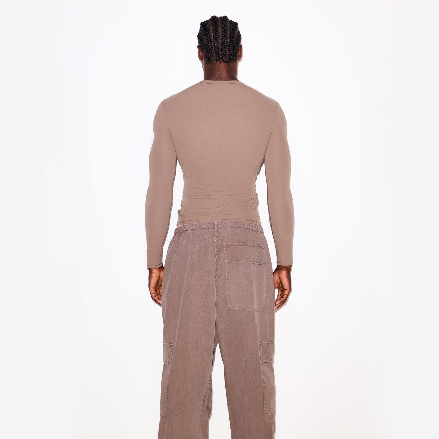 FITS EVERYBODY MENS SLIM LONG SLEEVE T-SHIRT | UMBER